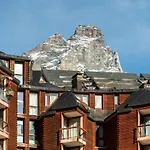 Апартаменти Mcx Vacation - La Casetta A Cervinia, Ski-out Apartment, A Few Steps From The Cable Car! Брей-Червінія