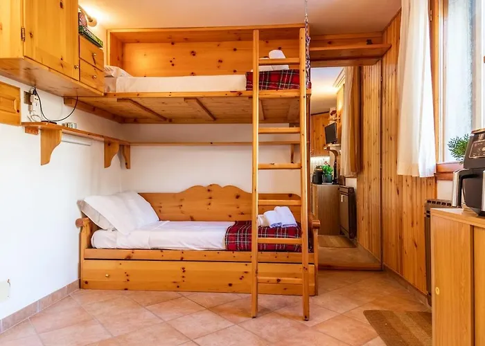 דירה Mcx Vacation - La Casetta A Cervinia, Ski-out Apartment, A Few Steps From The Cable Car! ברויל-קרוויניה