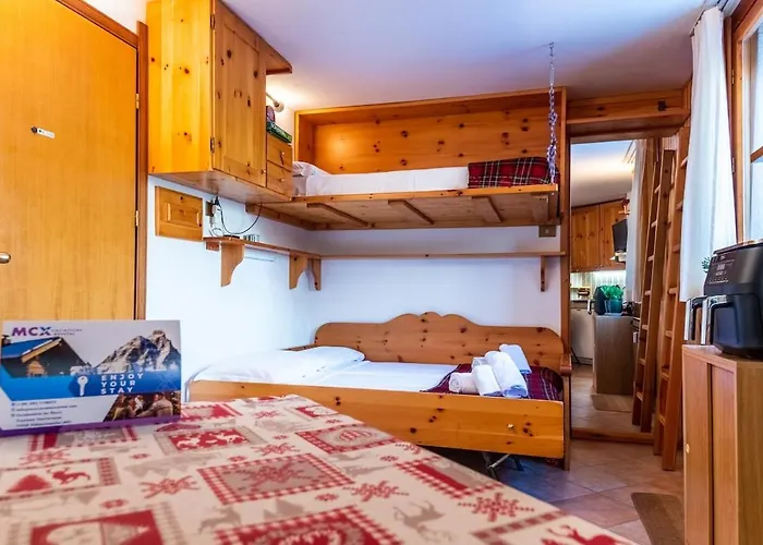 Mcx Vacation - La Casetta A Cervinia, Ski-out Apartment, A Few Steps From The Cable Car! *